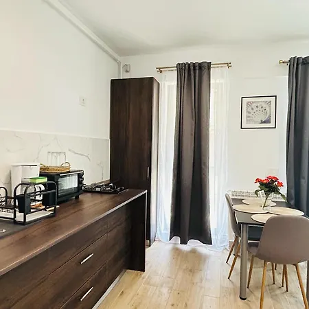 Mamaia Nord Complex Meraki Cu Piscina * Navodari